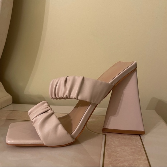Heeled square toe mules - Picture 4 of 7